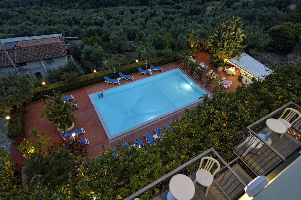 Residence Elvira Diano Marina Exterior photo